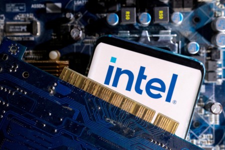 Exclusive-Intel board member quit after differences over chipmaker’s revival plan