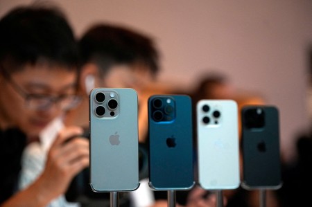 New iPhone will use Arm’s chip technology for AI, FT reports