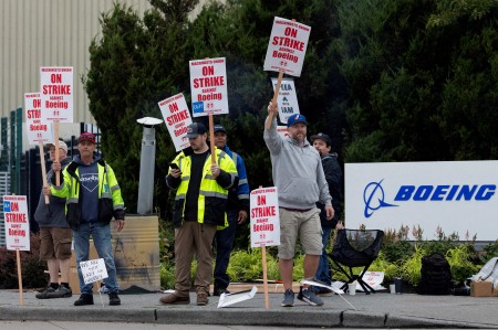 Boeing proposes 30% wage hike to striking workers, calls it its ‘final’ offer