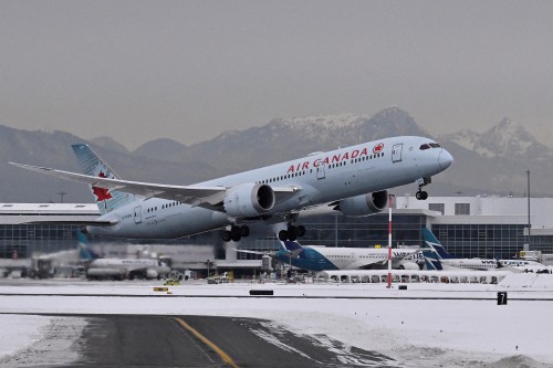 Air Canada eyes strong revenue growth by 2028, banks on robust leisure travel demand